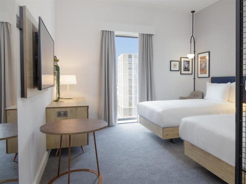 Hilton Garden Inn Stoke On Trent Экстерьер фото