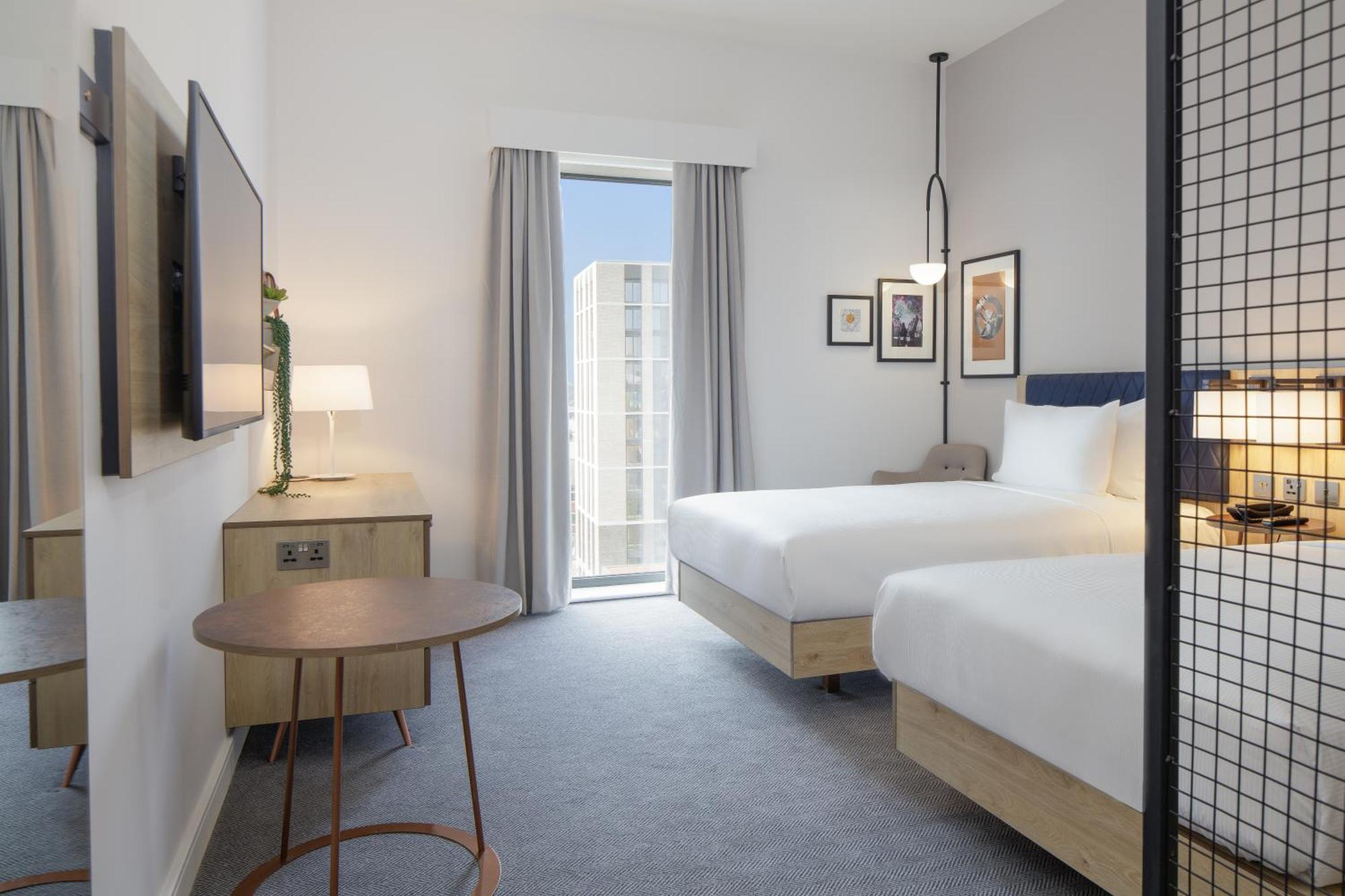 Hilton Garden Inn Stoke On Trent Экстерьер фото