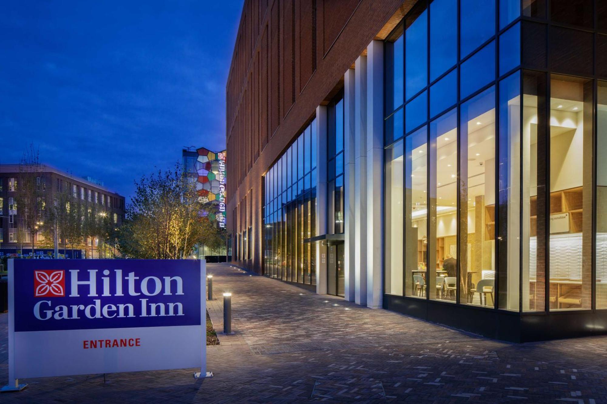 Hilton Garden Inn Stoke On Trent Экстерьер фото
